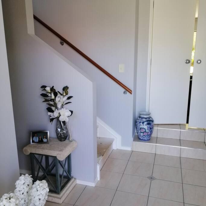 Double Room With Shared Bathroom Окленд Екстер'єр фото