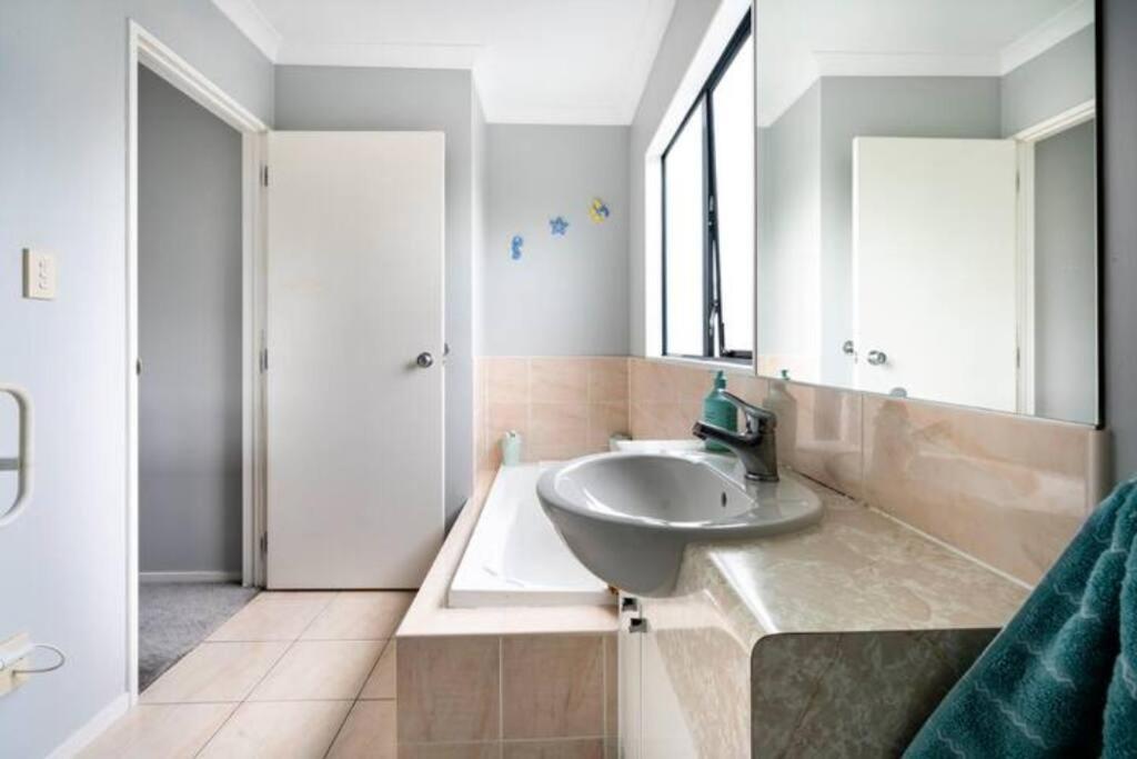 Double Room With Shared Bathroom Окленд Екстер'єр фото